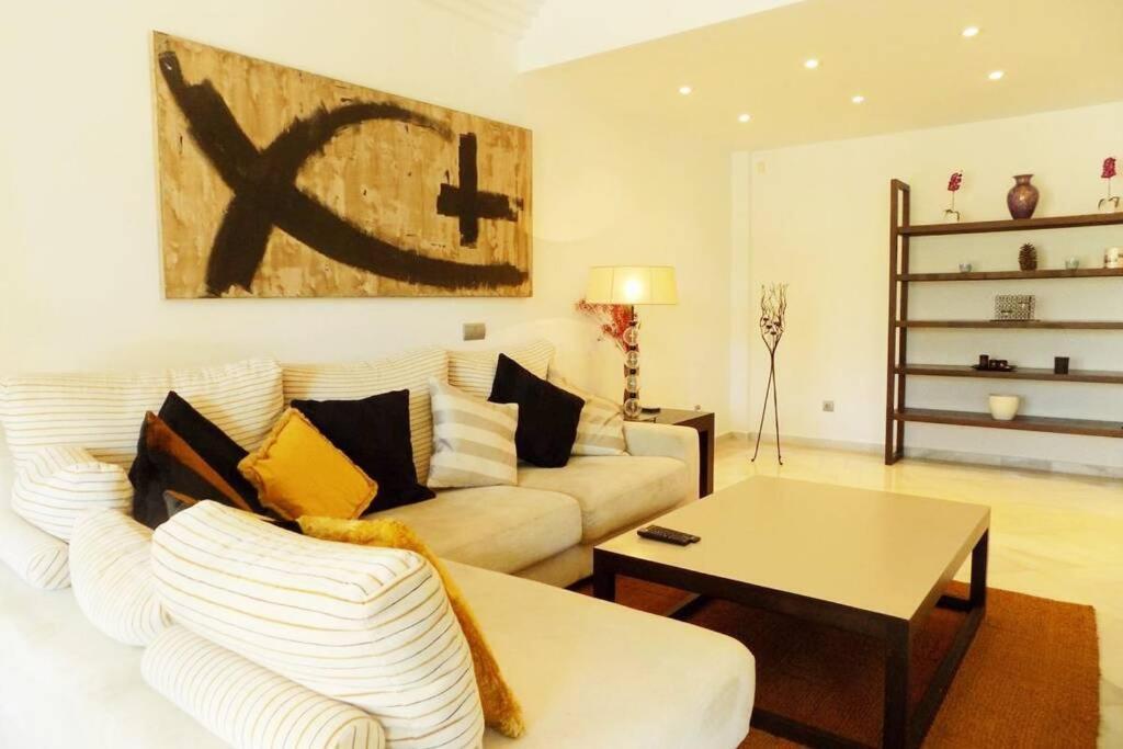 Fuente Aloha Apartment Marbella Ngoại thất bức ảnh