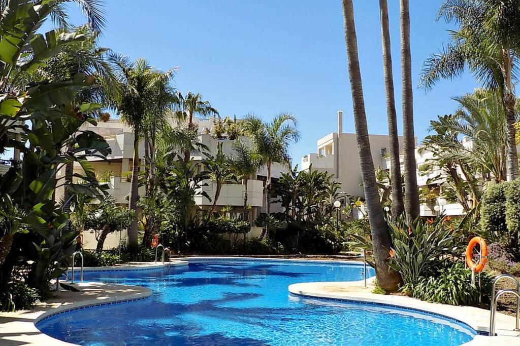 Fuente Aloha Apartment Marbella Ngoại thất bức ảnh