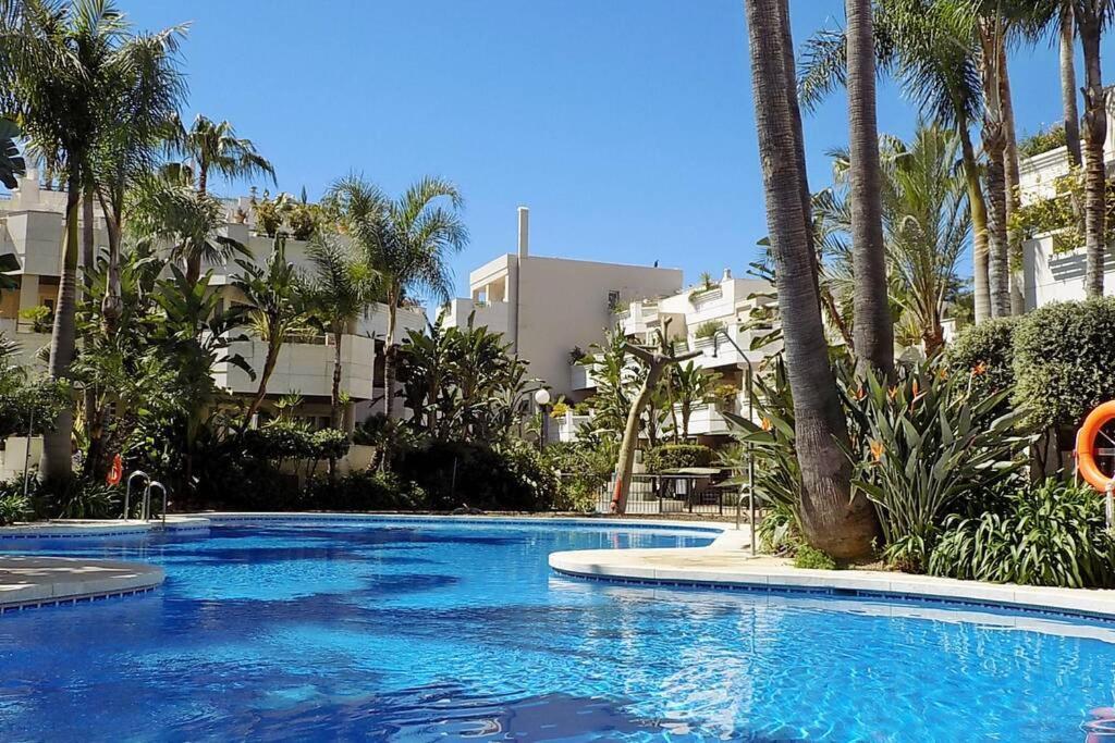 Fuente Aloha Apartment Marbella Ngoại thất bức ảnh