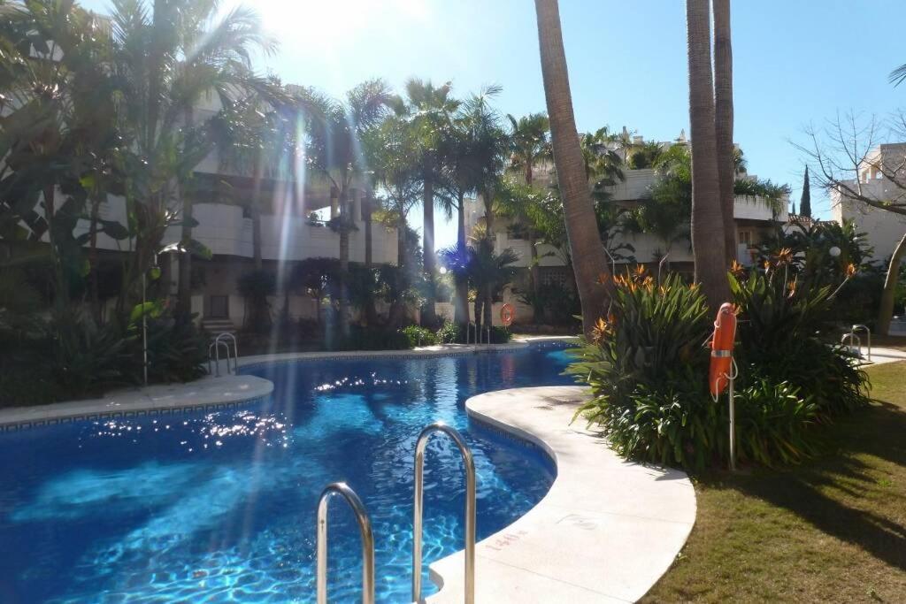 Fuente Aloha Apartment Marbella Ngoại thất bức ảnh